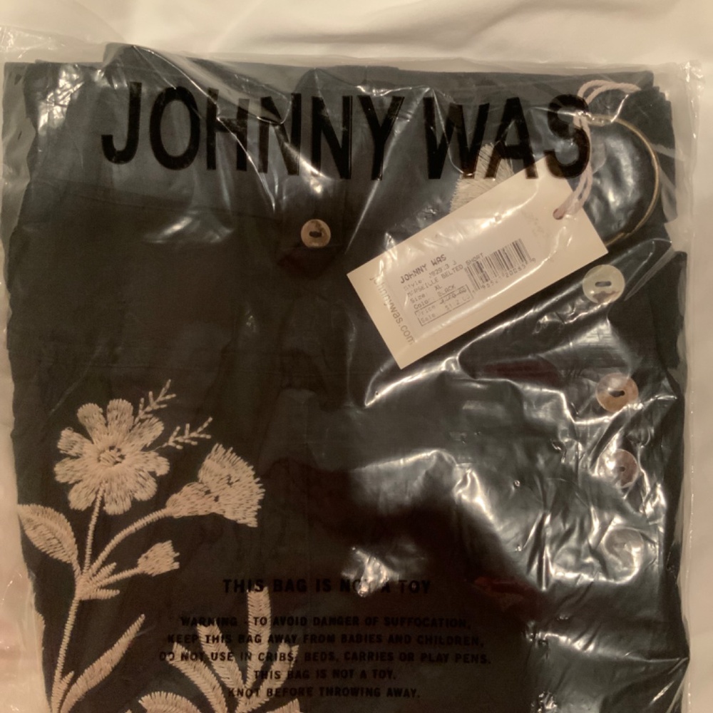 Johnny Was Marseille belted short - Picture 3 of 5